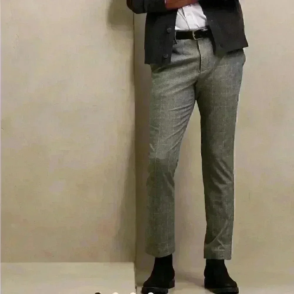 Banana Republic Plaid Grayson Slim-Tapered Fit Pant